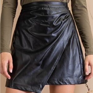 ZAFUL Faux Leather Skirt